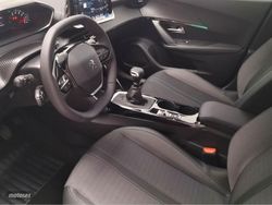Peugeot 2008 Allure Pack Gasolina 130 S&S 6 Vel. MAN - Miniatura 12