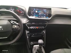 Peugeot 2008 Allure Pack Gasolina 130 S&S 6 Vel. MAN - Miniatura 15
