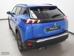 Peugeot 2008 Allure Pack Gasolina 130 S&S 6 Vel. MAN - Miniatura 9