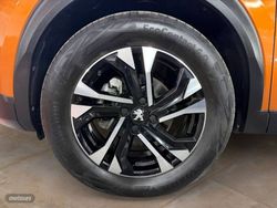 Peugeot 2008 Puretech 130 S&S 6 Vel. MAN GT - Miniatura 12
