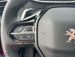 Peugeot 208 PureTech 100 Allure Pack EAT8 75 kW (100 CV) - Miniatura 20