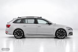Skoda Superb 2.0 TDI 110KW DSG SPORTLINE COMBI - Miniatura 4