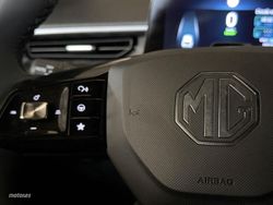 MG MG3 Hybrid+ Luxury - Miniatura 24