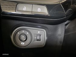 MG MG3 Hybrid+ Luxury - Miniatura 25
