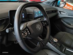 MG MG3 Hybrid+ Luxury - Miniatura 17