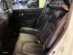 Kia Sportage 1.7 CRDi x-Tech Eco-Dynamics (P.Vision y Xenon) - Miniatura 10