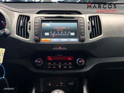 Kia Sportage 1.7 CRDi x-Tech Eco-Dynamics (P.Vision y Xenon) - Miniatura 12