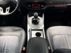 Kia Sportage 1.7 CRDi x-Tech Eco-Dynamics (P.Vision y Xenon) - Miniatura 16
