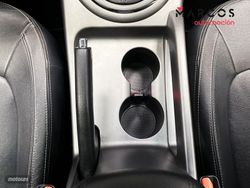 Kia Sportage 1.7 CRDi x-Tech Eco-Dynamics (P.Vision y Xenon) - Miniatura 21