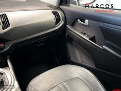 Kia Sportage 1.7 CRDi x-Tech Eco-Dynamics (P.Vision y Xenon) - Miniatura 29