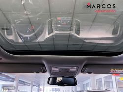 Kia Sportage 1.7 CRDi x-Tech Eco-Dynamics (P.Vision y Xenon) - Miniatura 31
