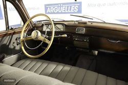 Mercedes 220 s Ponton - Miniatura 11