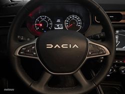 Dacia Duster 1.3 TCE 150CV Extreme EDC - Miniatura 4