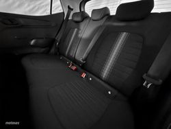 Hyundai i10 1.0 MPI 66CV Essence - Miniatura 13
