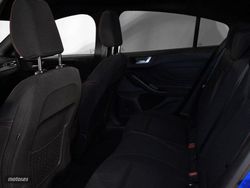Ford Focus 1.0 Ecoboost 125CV MHEV ST Line - Miniatura 16