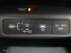 Hyundai Kona 1.6 GDI 138CV HEV Maxx DCT - Miniatura 13