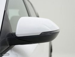 Hyundai Kona 1.6 GDI 138CV HEV Maxx DCT - Miniatura 19