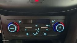 Ford Focus MANUAL - Miniatura 16