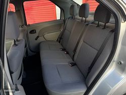 Dacia Logan Ambiance 1.4 - Miniatura 7
