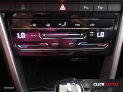 Volkswagen T-Roc 1.0 TSI 110CV Life - Miniatura 10