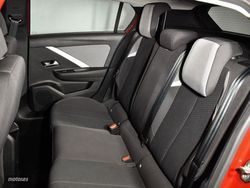 Opel Astra 1.2 XHT 130CV Edition - Miniatura 19