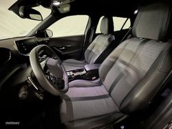 Peugeot 2008 1.2 130CV Allure EAT8 - Miniatura 15
