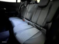Peugeot 2008 1.2 130CV Allure EAT8 - Miniatura 16