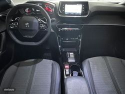 Peugeot 2008 1.2 130CV Allure EAT8 - Miniatura 9