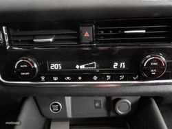 Nissan Qashqai 1.3 DIGT 140CV MHEV N-Connecta SkyLine Pack - Miniatura 13