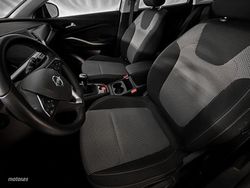 Opel Grandland X 1.2 Turbo 130CV Design Tech - Miniatura 13