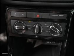 Volkswagen T-Cross 1.0 TSI 95CV Mas - Miniatura 13