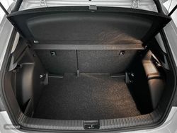 Skoda Fabia 1.0 TSI 115CV Selection DSG - Miniatura 16
