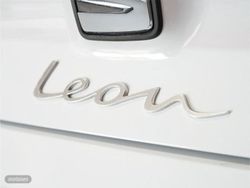 Seat Leon 1.5 eTSI 150CV Style Special Edition DSG - Miniatura 24