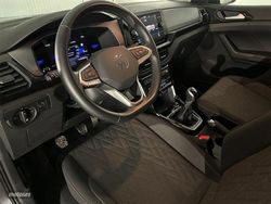 Volkswagen T-Cross 1.0 TSI 95CV Life - Miniatura 18