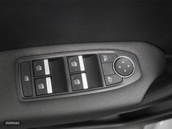 Renault Symbioz 1.6 E-Tech 145CV Full Hybrid Evolution - Miniatura 14