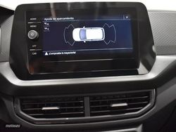 Volkswagen T-Cross 1.0 TSI 95CV - Miniatura 11