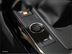 Peugeot 3008 1.2 130CV Allure Pack - Miniatura 17