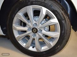 Renault Clio 1.0 TCE 90CV Evolution + Pack Look - Miniatura 16