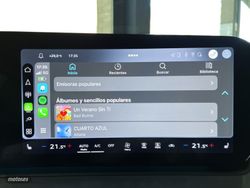 Audi Q3 Sportback Progressive e-hybrid S-Tronic - Miniatura 21