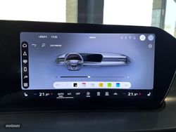 Audi Q3 Sportback Progressive e-hybrid S-Tronic - Miniatura 25