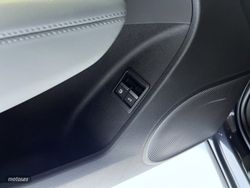 Audi Q3 Sportback Progressive e-hybrid S-Tronic - Miniatura 48