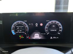 Volkswagen T-Roc R-Line 1.5 eTSI DSG - Miniatura 10