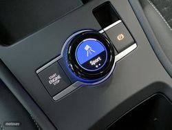Volkswagen T-Roc R-Line 1.5 eTSI DSG - Miniatura 45