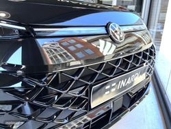 Volkswagen T-Roc R-Line 1.5 eTSI DSG - Miniatura 72