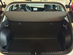 Kia Niro HEV 138 CV Concept - Miniatura 31