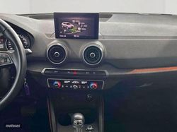 Audi Q2 35 TFSI 150CV S-TRONIC - Miniatura 14
