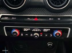 Audi Q2 35 TFSI 150CV S-TRONIC - Miniatura 16