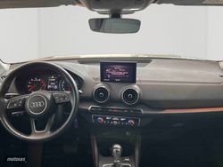Audi Q2 35 TFSI 150CV S-TRONIC - Miniatura 20