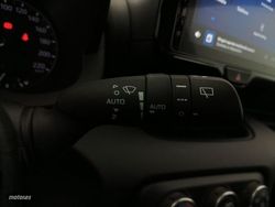 Toyota Yaris 1.5 125 S-Edition - Miniatura 17