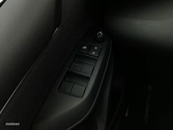 Toyota Yaris 1.5 125 S-Edition - Miniatura 19